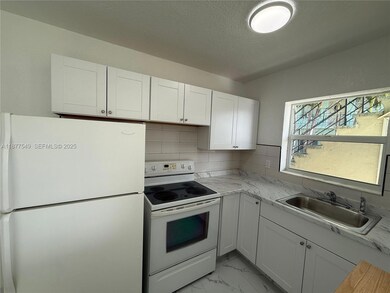 855 W 29th St unit 10, Hialeah, FL 33012 - photo 5