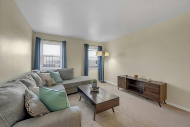 19 Old Mamaroneck Rd unit 3E, White Plains, NY 10605 - photo 6