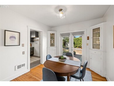 8417 N Exeter Ave, Portland, OR 97203 - photo 5