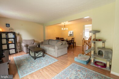 8504 Pine Meadows Dr, Odenton, MD 21113 - photo 6