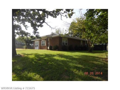 300 Railroad Ave, Heavener, OK 74937 - photo 3