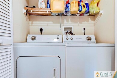 3 Stuyvesant Ct unit 3, Hightstown, NJ 08520 - photo 7