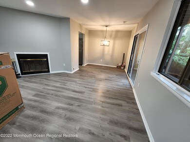 205A Cypress Point Cir unit 2051, Mount Laurel, NJ 08054 - photo 4