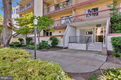 7420 Lakeview Dr, Bethesda, MD 20817 - photo 3