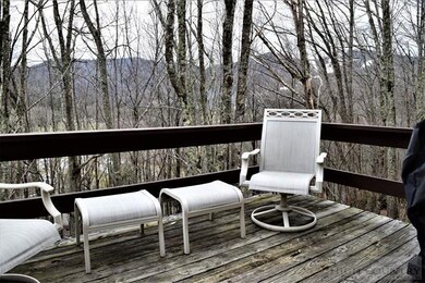 Deck with view towards Sugar Mountain