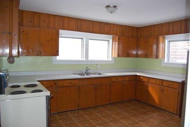 142 Fontana Ave, Fontana, WI 53125 - photo 7