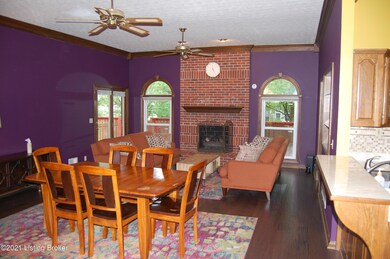 7618 Newton Ct, Louisville, KY 40228 - photo 2