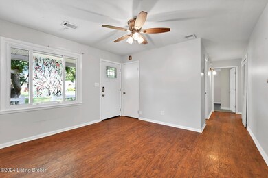 9112 New Maple Rd, Louisville, KY 40229 - photo 3