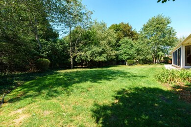 Carlyle_Dr_2420_Kalamazoo_49008-36