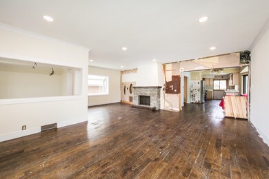 894 Rose Ave, Des Plaines, IL 60016 - photo 4