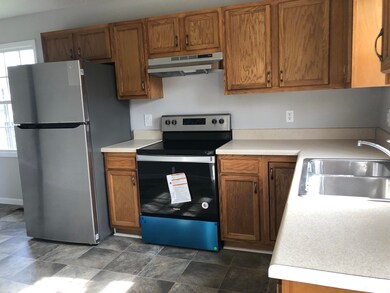 1710 E Millard St, Johnson City, TN 37601 - photo 6