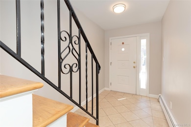 223 Ditmars St, Bronx, NY 10464 - photo 2