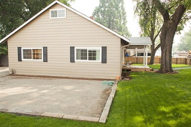 2495 Brookdale Dr, Central Point, OR 97502 - photo 4