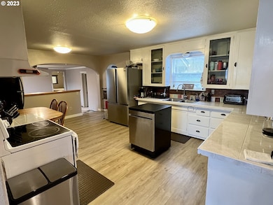 111 SE Elm St, John Day, OR 97845 - photo 6