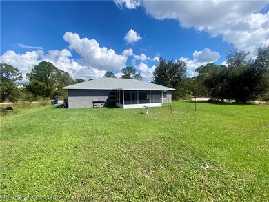 570 Blue Skies Dr, Lake Placid, FL 33852 - photo 5