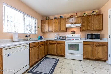 Light and Bright Kitchen