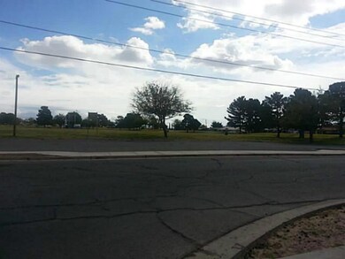 10636 Springwood Dr unit A, El Paso, TX 79935 - photo 5