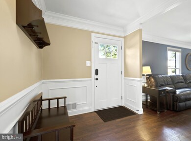 18920 Abbotsford Cir, Germantown, MD 20876 - photo 3