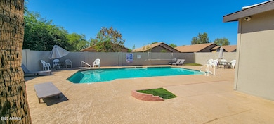 Beautiful Community Pool!