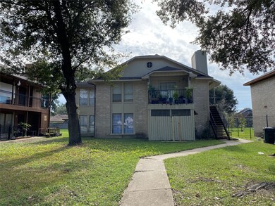 6119 W Mount Houston Rd unit 4, Houston, TX 77088 - photo 3