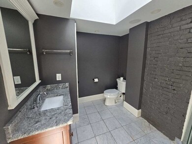 571 E 3rd St, Boston, MA 02127 - photo 5