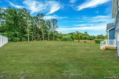 329 Weeks Ave, Manorville, NY 11949 - photo 7