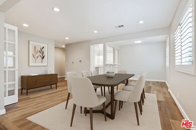 Dining Virtually Staged