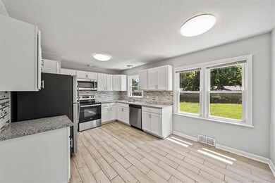 11305 W 70th St, Shawnee, KS 66203 - photo 6