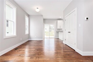 81 Bellevue Rd, Asheville, NC 28803 - photo 5