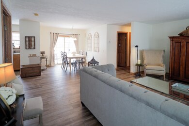448 Long Lake Rd-106