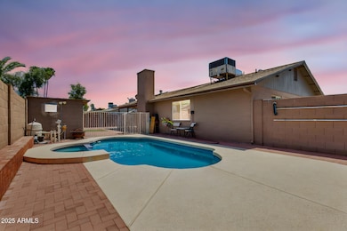 31-Morrow - Day To Dusk - Dusk - 0