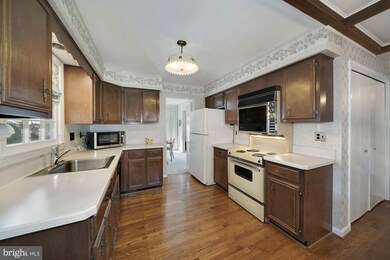 13 Duvall Ln, Gaithersburg, MD 20877 - photo 6