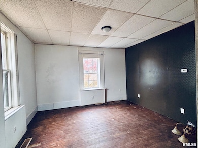 207 S Primm St, Athens, IL 62613 - photo 6