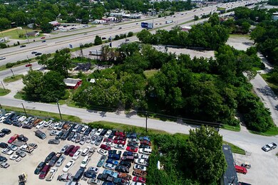 11404 Eastex Fwy, Houston, TX 77093 - photo 3