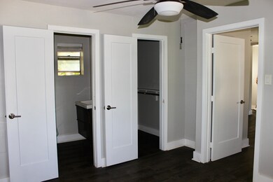 6832 Avenue I unit B, Houston, TX 77011 - photo 7