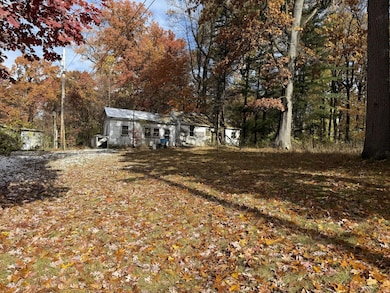 54483 Whitesell Dr, South Bend, IN 46628 - photo 2