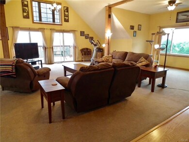 7727 Furnace Rd, Slatington, PA 18080 - photo 4