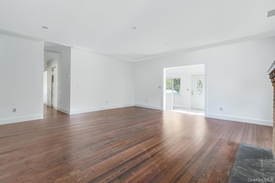 1802 Amazon Rd, Mohegan Lake, NY 10547 - photo 7