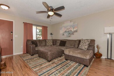 13805 N Garden Court Dr unit 145, Sun City, AZ 85351 - photo 6