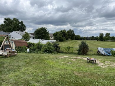 3083 Falcon Bridge Dr, Columbus, OH 43232 - photo 5