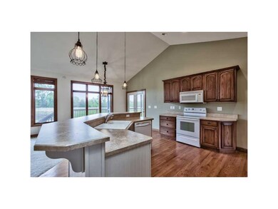 Kitchen. SOLID WOOD DOVETAIL CABINETS WITH CROWN.
