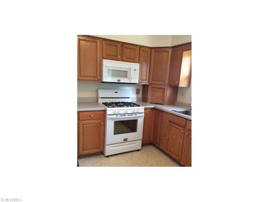 built in microwave and range oven are new with war