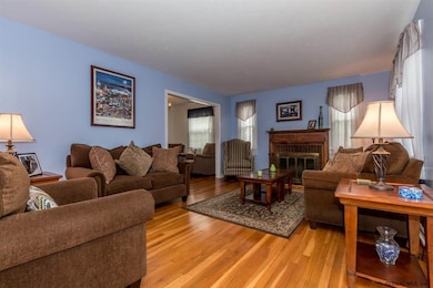 365 S Main Ave, Albany, NY 12209 - photo 4