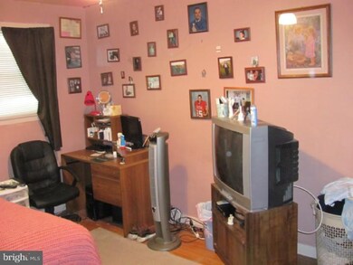 705 W 3rd Ave, Runnemede, NJ 08078 - photo 5