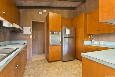 3704 Kumukoa Place, Honolulu, HI 96822 - photo 6