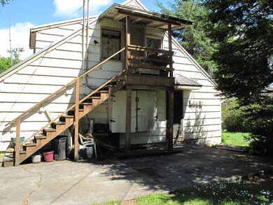 1126 SW 10th St, Lincoln City, OR 97367 - photo 5