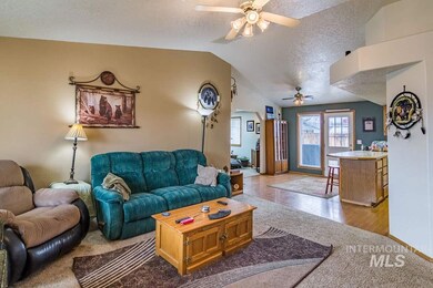 107 W Crestwood Dr, Nampa, ID 83686 - photo 6