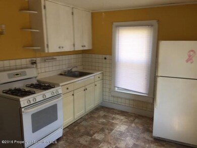 1402 Schlager St unit 1404, Scranton, PA 18504 - photo 5