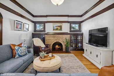 402 E Evergreen St, Wheaton, IL 60187 - photo 6