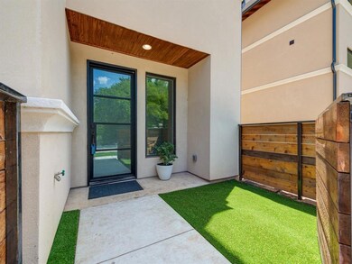 2520 Galvez Ave, Fort Worth, TX 76111 - photo 5